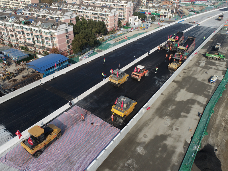 郎溪路(裕溪路-明皇路)工程一標(biāo):奮戰(zhàn)東城再提速 奮楫揚(yáng)帆啟新程 (4)